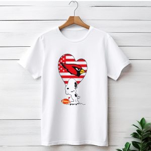 Arizona Cardinals NFL Football Peanuts Movie Snoopy Hugging Heart T-Shirt