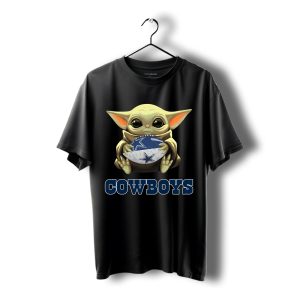 Baby Yoda Hug Dallas Cowboys Shirt