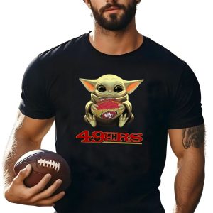 Baby Yoda Hug San Francisco 49ers Shirt