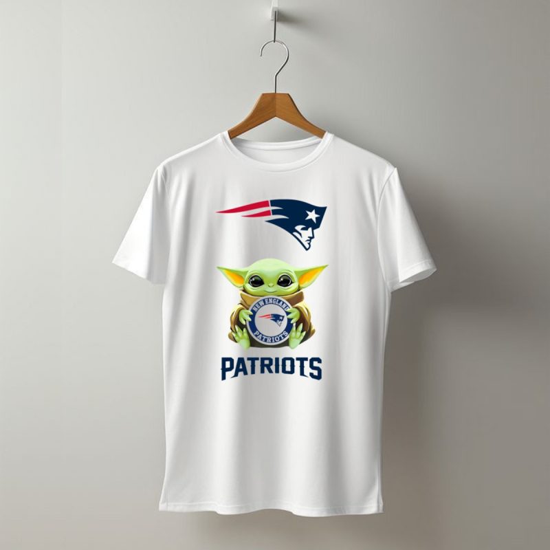Baby Yoda New England Patriots Hugging T Shirt T Shirt 1