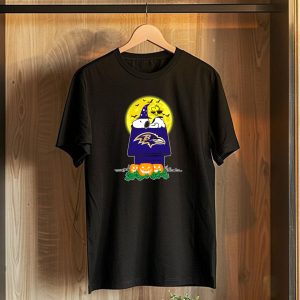 Baltimore Ravens Snoopy Halloween Moon Pumpkins T-Shirt