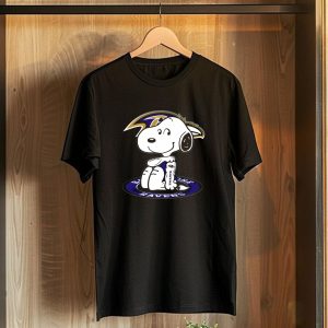Baltimore Ravens Snoopy Peanuts Football Team T-Shirt