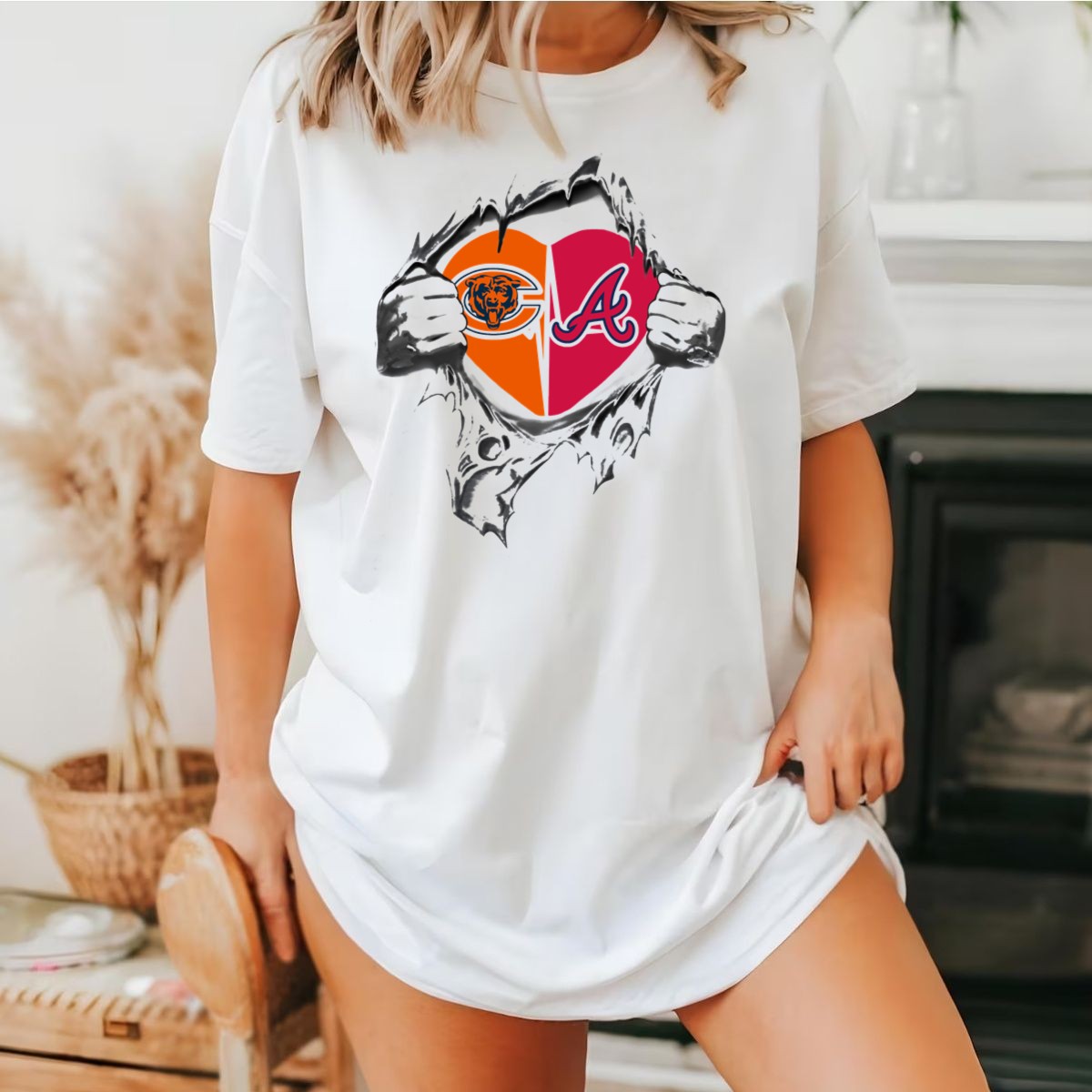 Bears-Bravens-Heart-With-Chicago-Bears-And-Atlanta-Braves-T-Shirt-1_t-shirt-3_4
