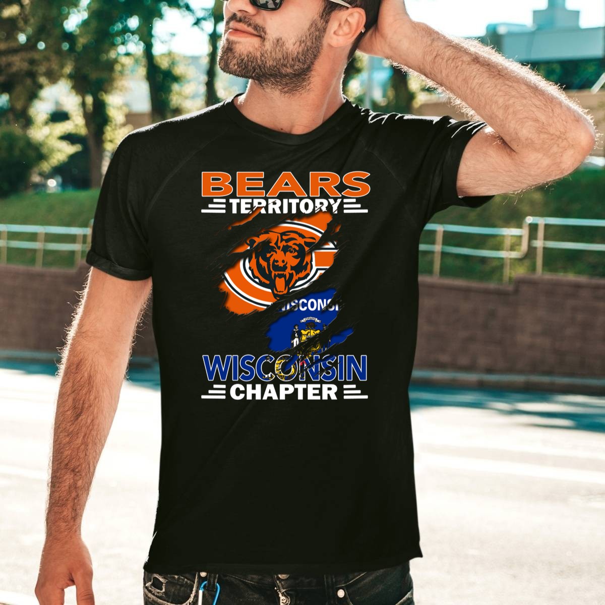 Bears-Territory-Wisconsin-Chapter-Chicago-Bears-Logo-With-Wisconsin-Flag-Background-T-Shirt-1_t-shirt-4_5