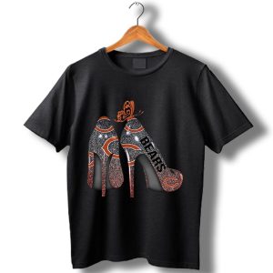 Butterfly High Heels Chicago Bears T-Shirt