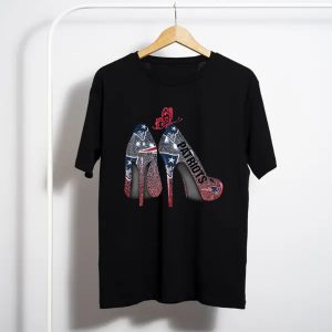 Butterfly High Heels New England Patriots T-Shirt