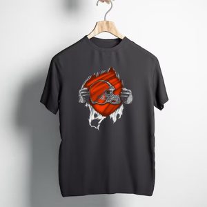 CLEVELAND BROWNS Torn Helmet Ripped T-Shirt