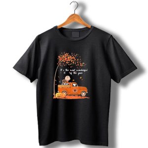 Charlie Brown Snoopy Chicago Bears Wonderful Time Of The Year T Shirt