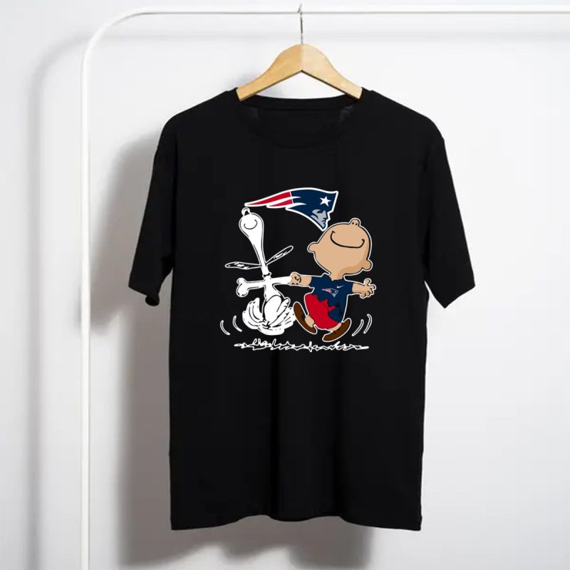 Charlie Brown Snoopy New England Patriots Shirt T Shirt 1