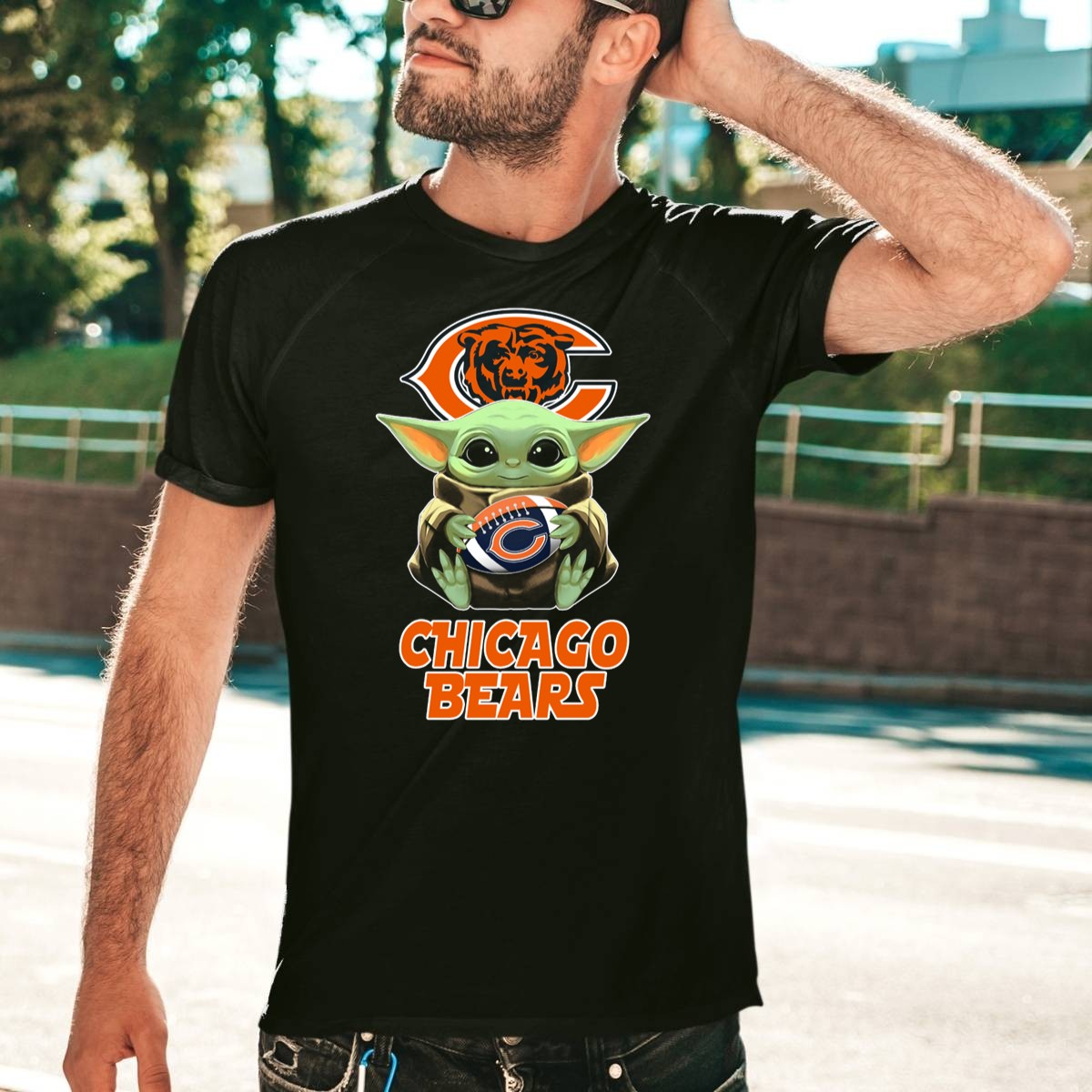 Chicago-Bears-Baby-Yoda-Football-Fan-T-Shirt-1_t-shirt-4_5
