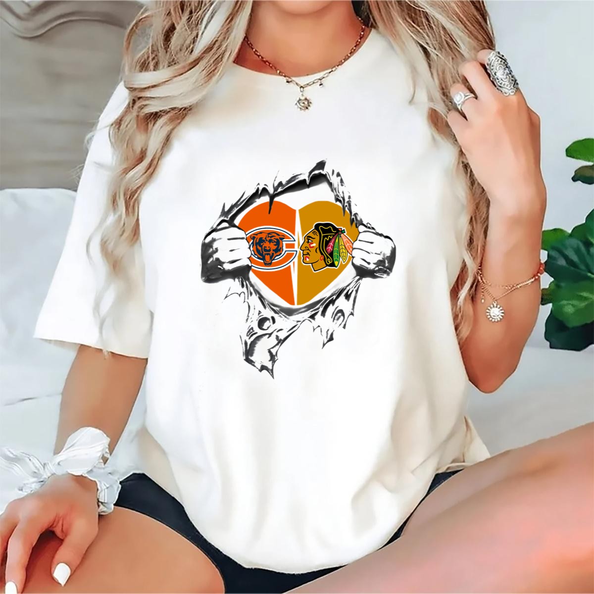 Chicago-Bears-Blackhawks-Heart-Logo-Fusion-T-Shirt-1_t-shirt-1_2