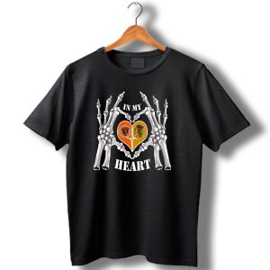 Chicago Bears Blackhawks In My Heart Skeleton Hands T Shirt