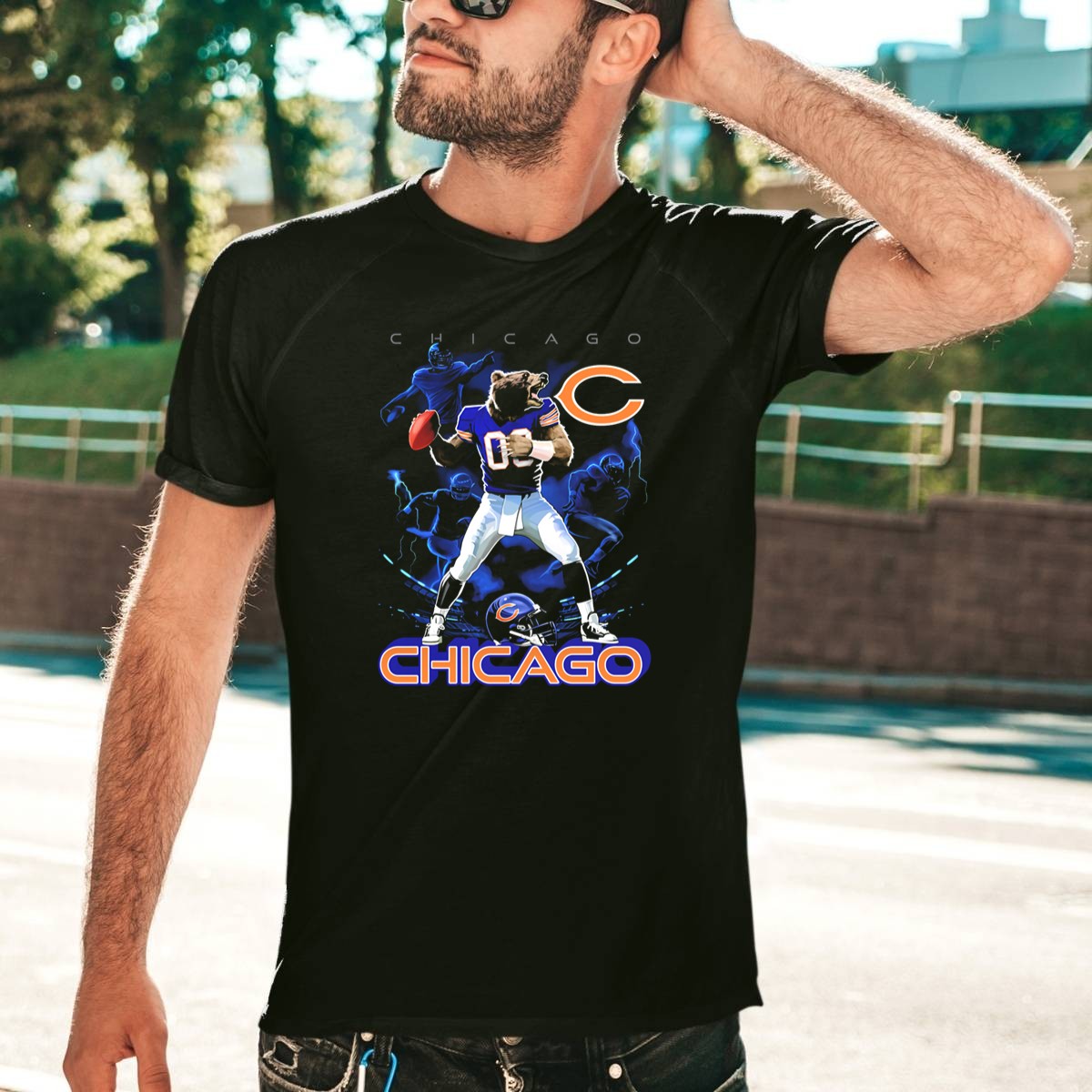 Chicago-Bears-Football-Player-Bear-With-Ball-And-Helmet-T-Shirt-1_t-shirt-4_5
