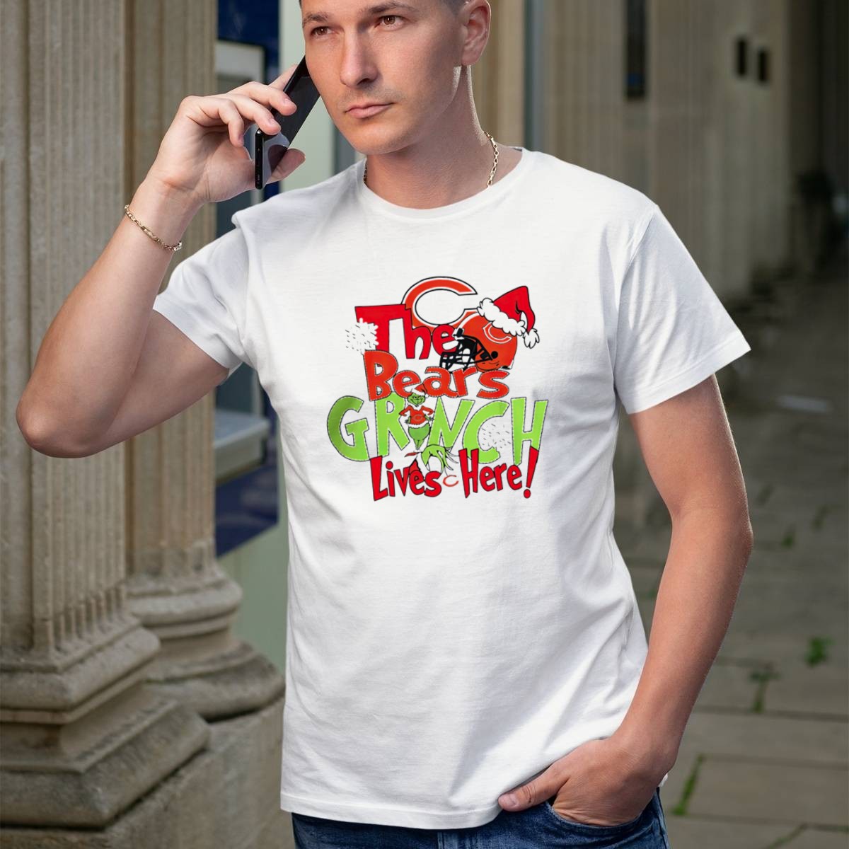 Chicago-Bears-Grinch-Lives-Here-Christmas-Football-T-Shirt-1_t-shirt-2_3