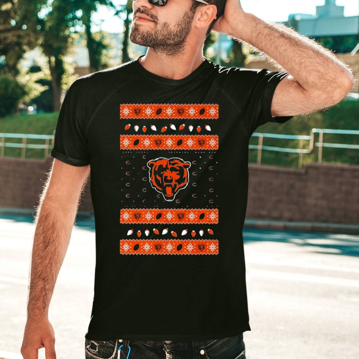 Chicago-Bears-Holiday-Lights-Ugly-Sweater-2024-Christmas-Football-T-Shirt-1_t-shirt-4_5