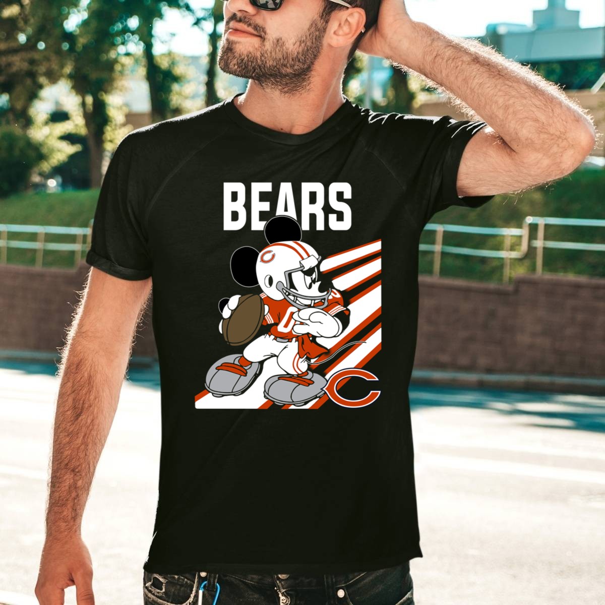 Chicago-Bears-Mickey-Mouse-Disney-NFL-shirt_t-shirt-4_5