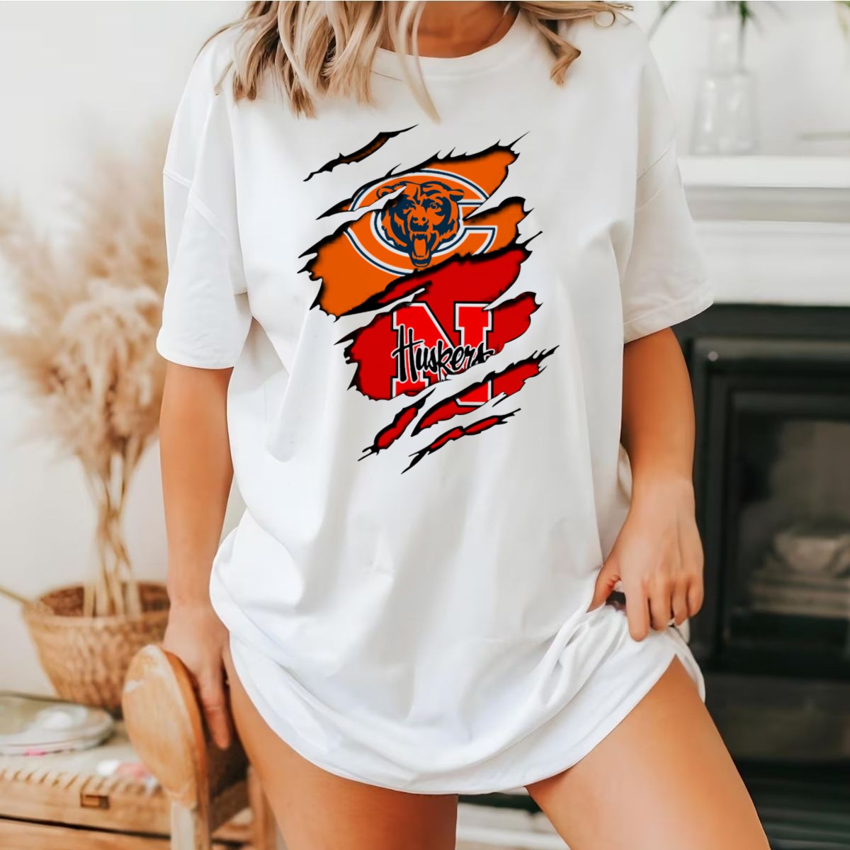 Chicago-Bears-Nebraska-Huskers-Claw-Marks-T-Shirt-1_t-shirt-3_4