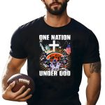 Chicago-Bears-One-Nation-Under-God-Statue-Of-Liberty-American-Flag-Cross-Football-Players-T-Shirt-1_t-shirt-1_2