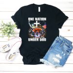 Chicago-Bears-One-Nation-Under-God-Statue-Of-Liberty-American-Flag-Cross-Football-Players-T-Shirt-1_t-shirt-2_3