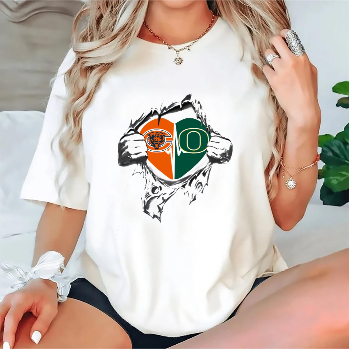 Chicago-Bears-Oregon-Ducks-Heart-Inside-My-Chest-T-Shirt-1_t-shirt-1_2