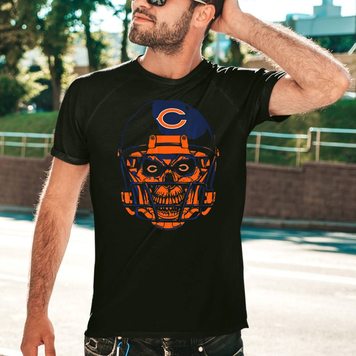 Chicago-Bears-Skull-Helmet-Halloween-Football-Skeleton-T-Shirt-1_t-shirt-4_5