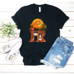 Chicago-Bears-Snoopy-Charlie-Brown-Halloween-Pumpkin-Moon-Scene-T-Shirt-1_t-shirt-2_3