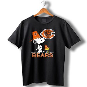 Chicago Bears Snoopy Thanksgiving Football T Shirt