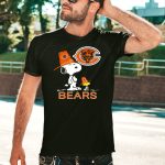 Chicago-Bears-Snoopy-Thanksgiving-Football-T-Shirt-1_t-shirt-4_5