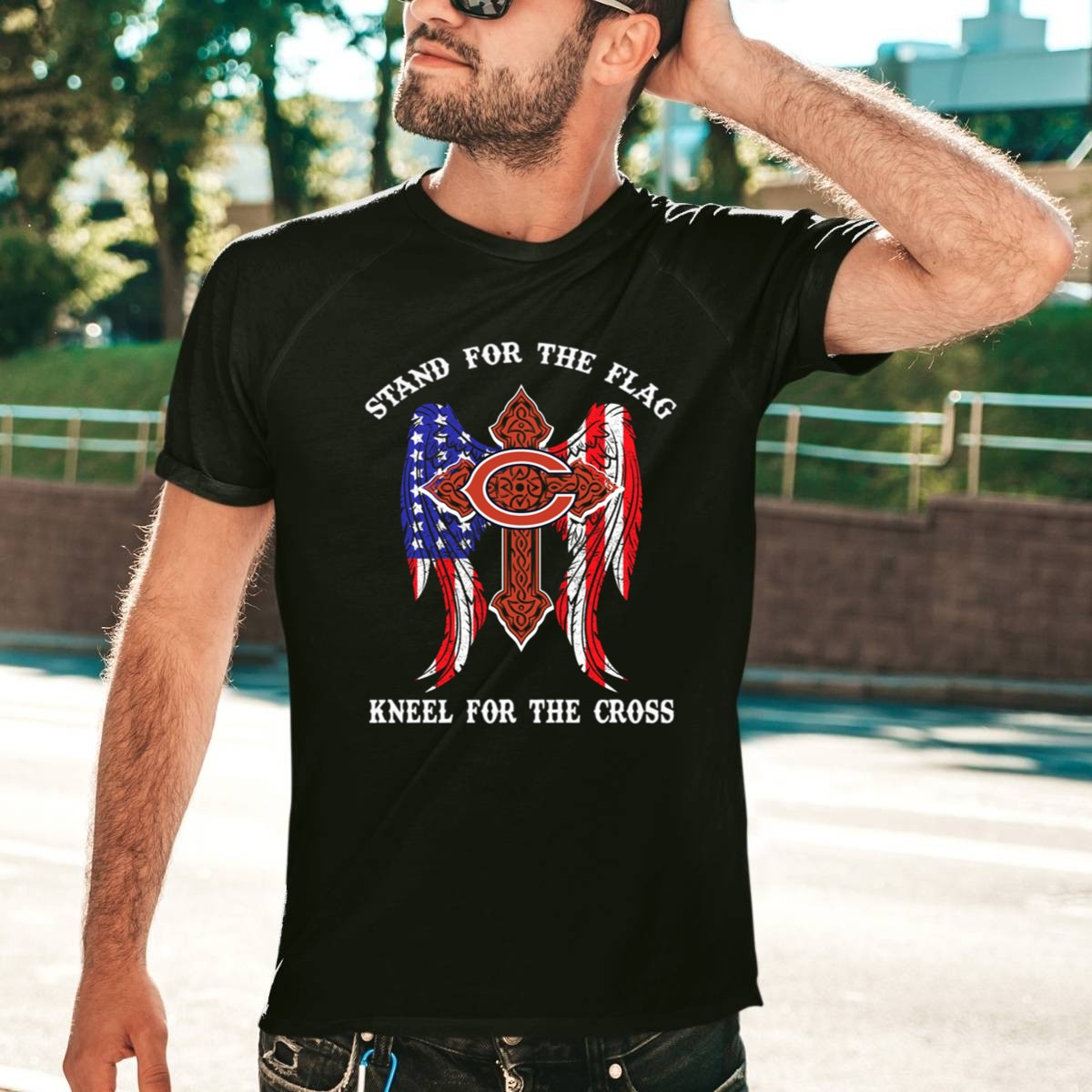 Chicago-Bears-Stand-for-the-flag-kneel-for-the-cross-t-shirt_t-shirt-4_5
