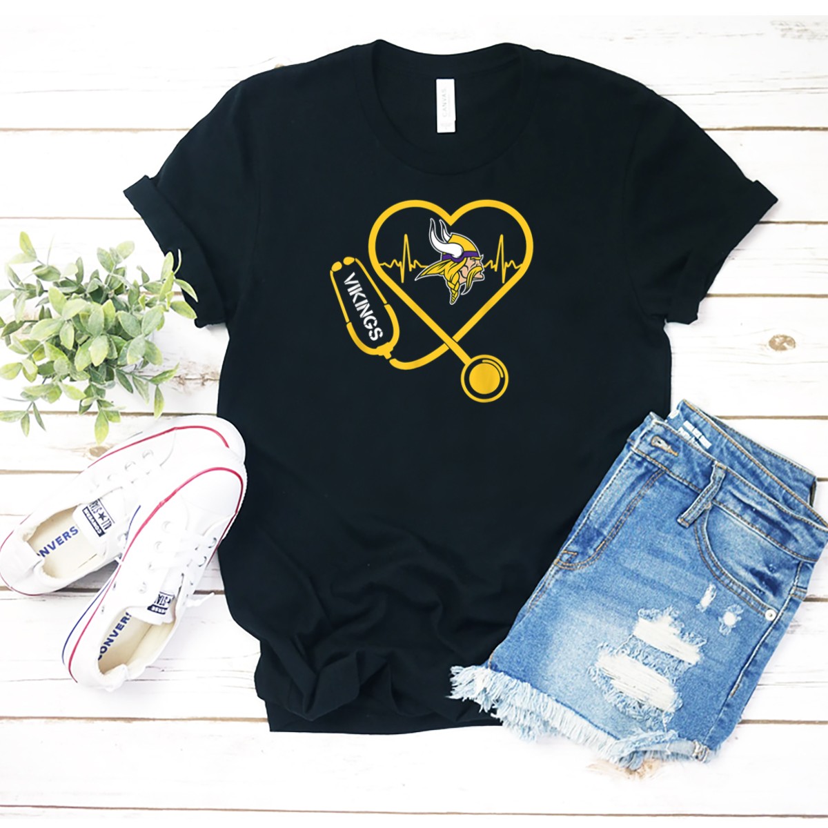 Christmas-Football-Minnesota-Vikings-Heartbeat-Vikings-Logo-Stethoscope-T-Shirt-1_t-shirt-2_3