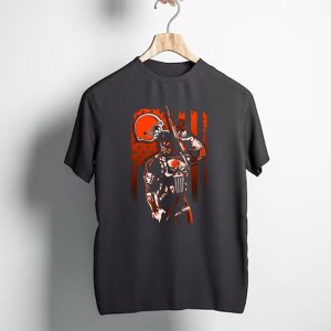 Cleveland Browns 10 Soldier With Helmet And American Flag Stars T-Shirt