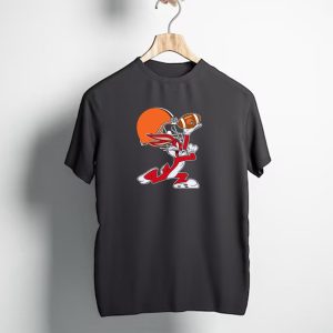 Cleveland Browns Bugs Bunny Football Chiefs T-Shirt
