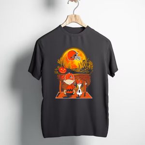 Cleveland Browns Halloween Snoopy Charlie Brown Pumpkin Moon Scene T-Shirt
