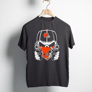 Cleveland Browns Helmet And Dual Pistols T-Shirt