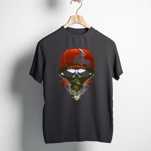Cleveland Browns Helmet And Skull Bandana Hoodie T-Shirt