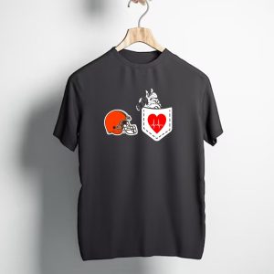 Cleveland Browns Helmet Zebra Heartbeat Pocket T-Shirt