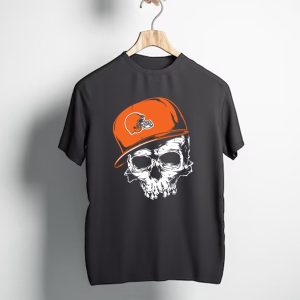 Cleveland Browns Skull With Helmet Cap T-Shirt