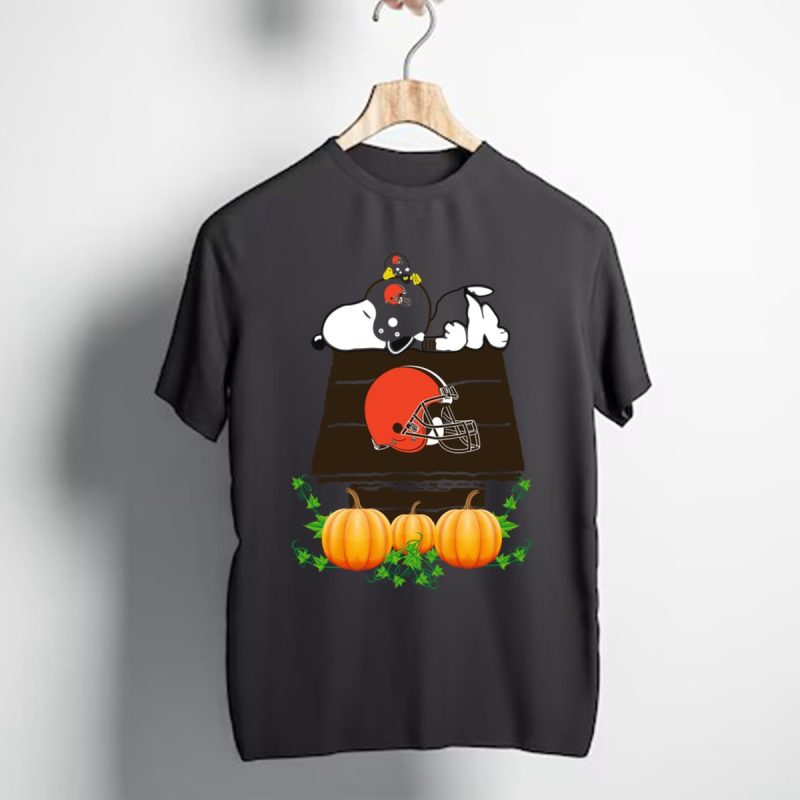 Cleveland Browns Snoopy Pumpkin House T Shirt T Shirt 1