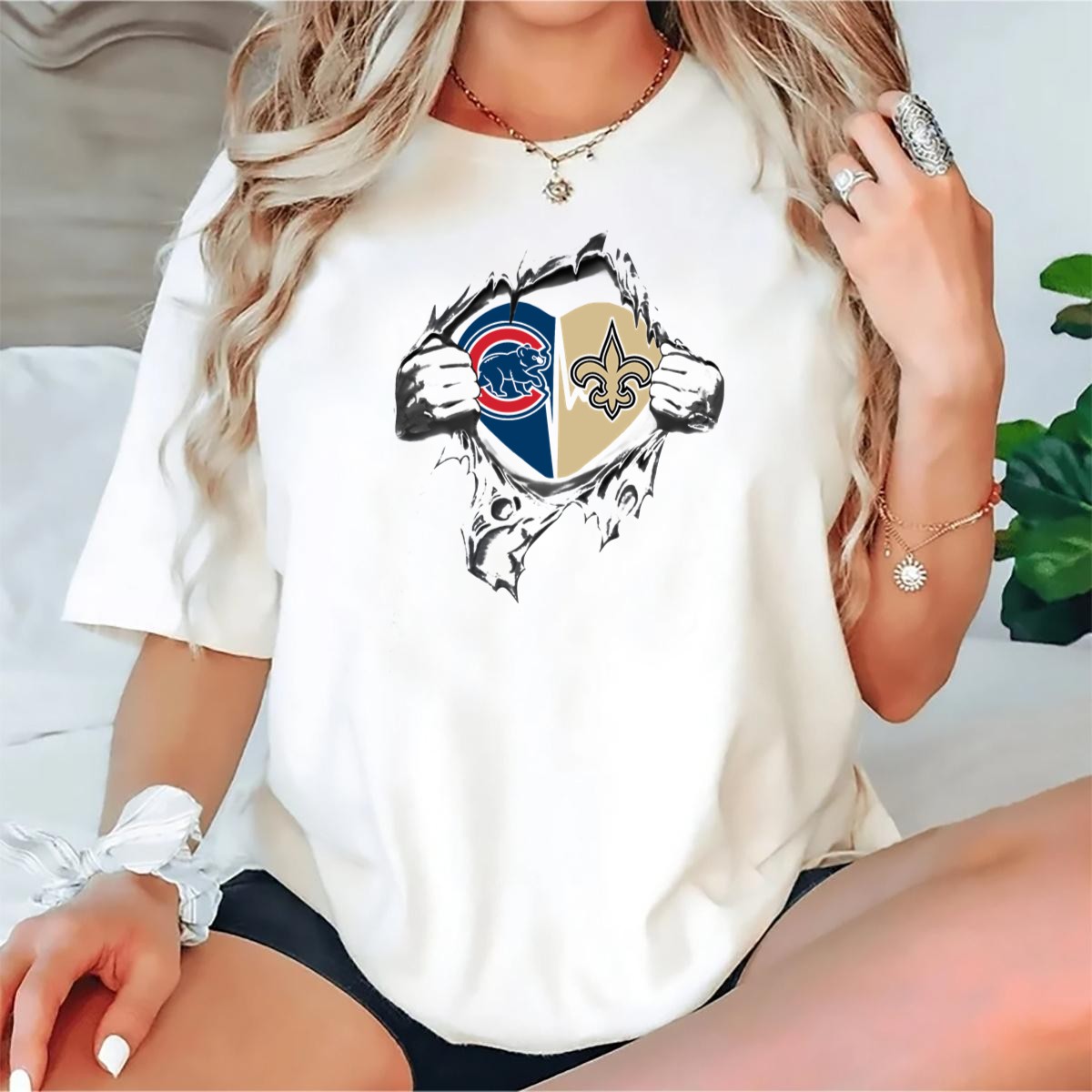 Cubs-Saints-Heart-Logo-Ripped-T-Shirt-1_t-shirt-2_3