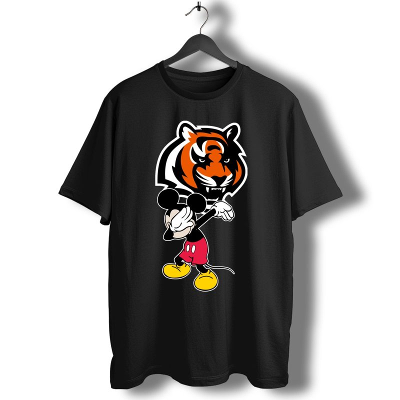 Dabbing Mickey Flippin Love Cincinnati Bengals Football T Shirt T Shirt 1