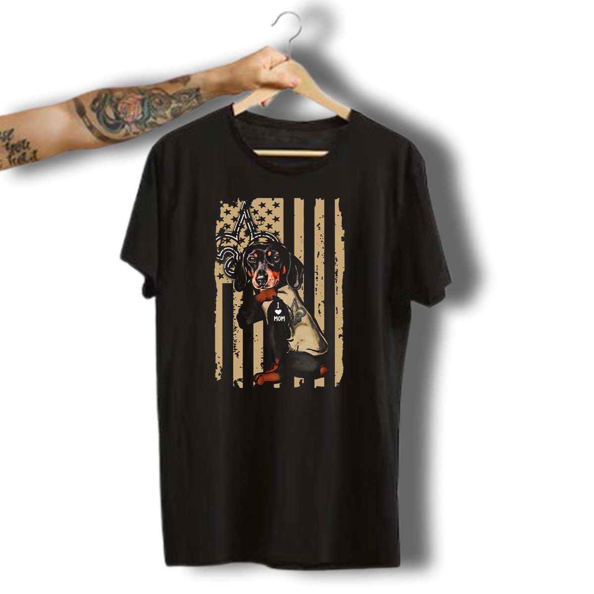 Dachshund-I-Love-Mom-New-Orleans-Saints-Fleur-De-Lis-Stars-Stripes-T-Shirt-1_t-shirt-3_4