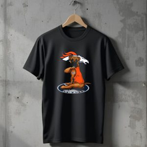 Denver Broncos Dog Sitting On Dallas Cowboys T-Shirt