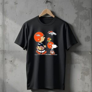 Denver Broncos Peanuts Characters Football Team T-Shirt
