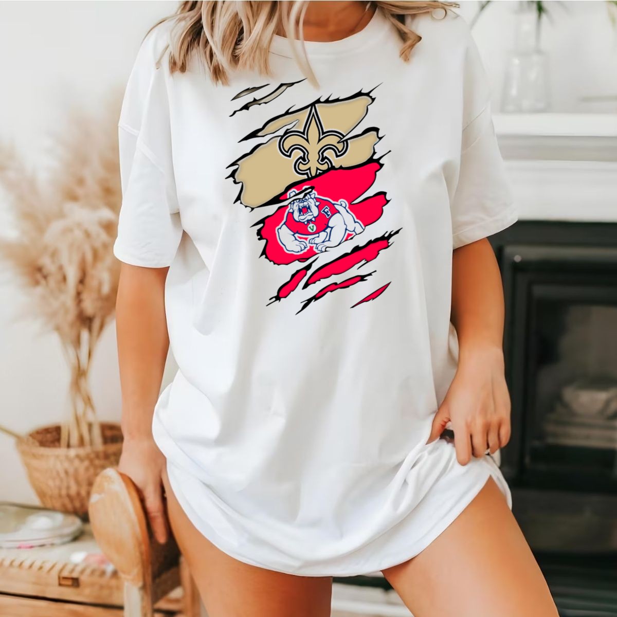 Fresno-State-Bulldogs-And-New-Orleans-Saints-Emblem-Fusion-T-Shirt-1_t-shirt-4_5