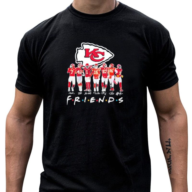 Friends Kansas City Chiefs 2024 Players Signatures Football T Shirt T Shirt 1 1