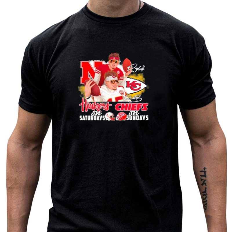 Friends Raiola Mahomes Huskers Saturdays Chiefs Sundays Signatures T Shirt T Shirt 1 1