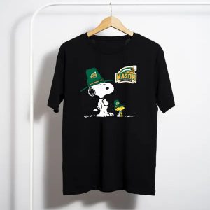 George Mason Patriots Snoopy And Woodstock Peanuts T-Shirt