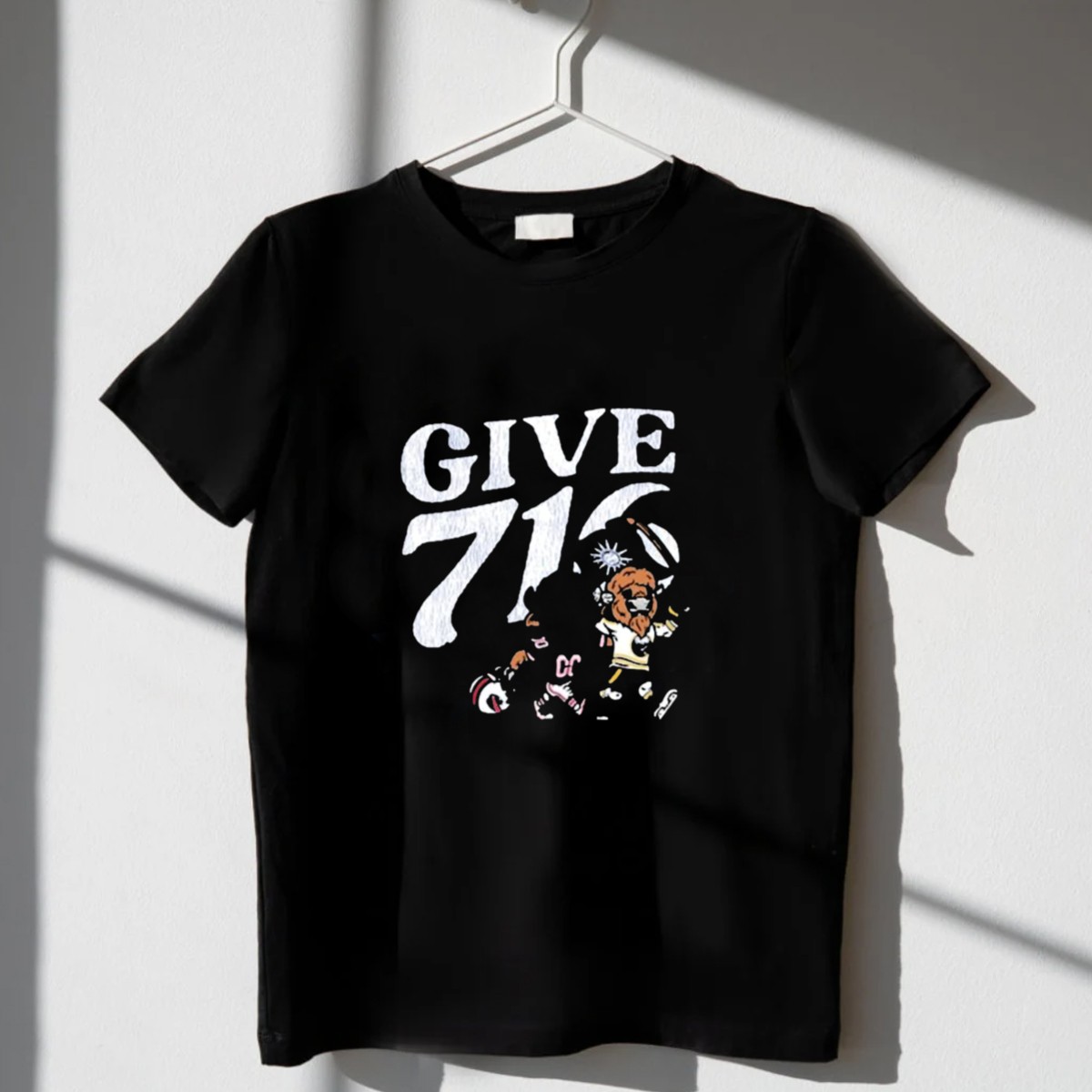 Give-716-Your-Cause-Your-City-Your-Teams-Buffalo-Bills-Football-Players-Helmets-NaOµNaOU-πo-T-Shirt-1_t-shirt-3_4