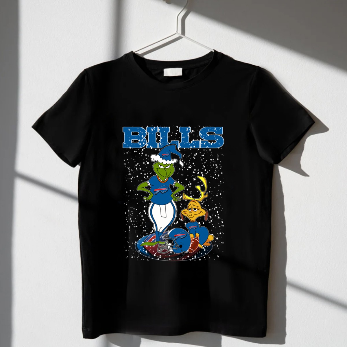 Grinchxmas-Buffalo-Bills-Snowy-Grinch-And-Max-Football-T-Shirt-1_t-shirt-3_4