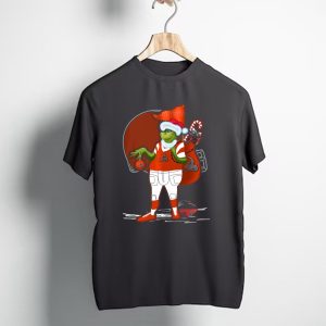 Grinchxmas Cleveland Browns Festive Football Santa with Helmet and Candy Cane T-Shirt